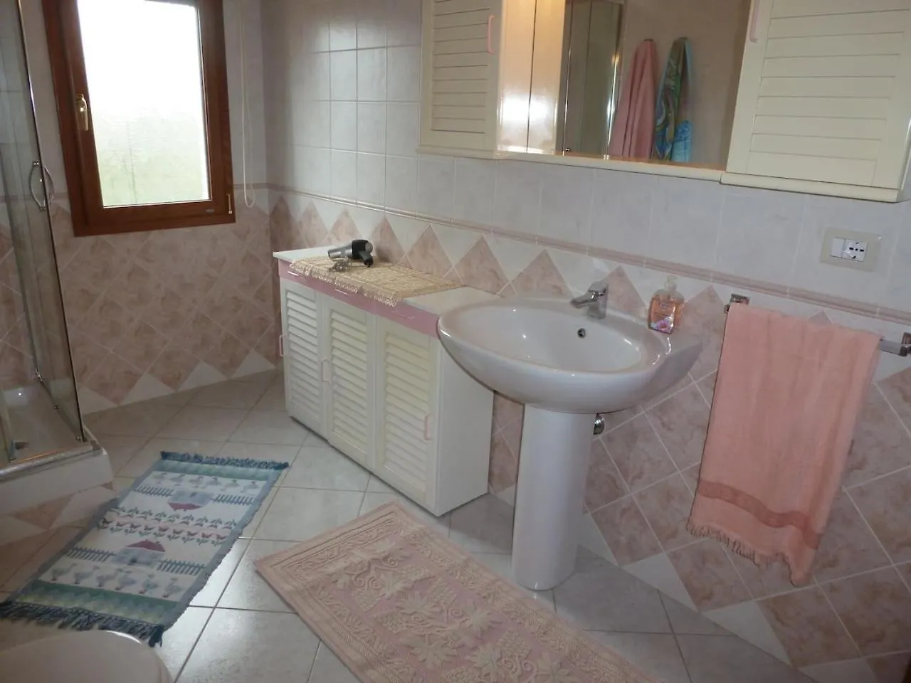 Suite Rosa Iglesias 0*,